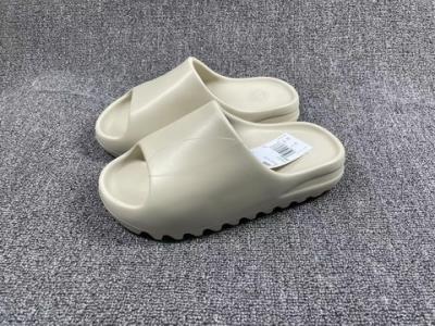 wholesale quality yeezy slide model no. 12