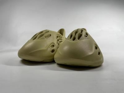 wholesale quality yeezy foam runner model no. 11